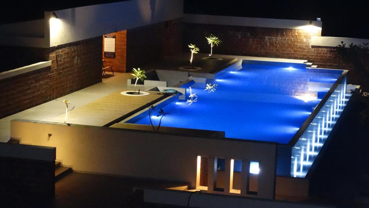 Abhishek Beach Resort And Spa Ganpatipule Eksteriør billede