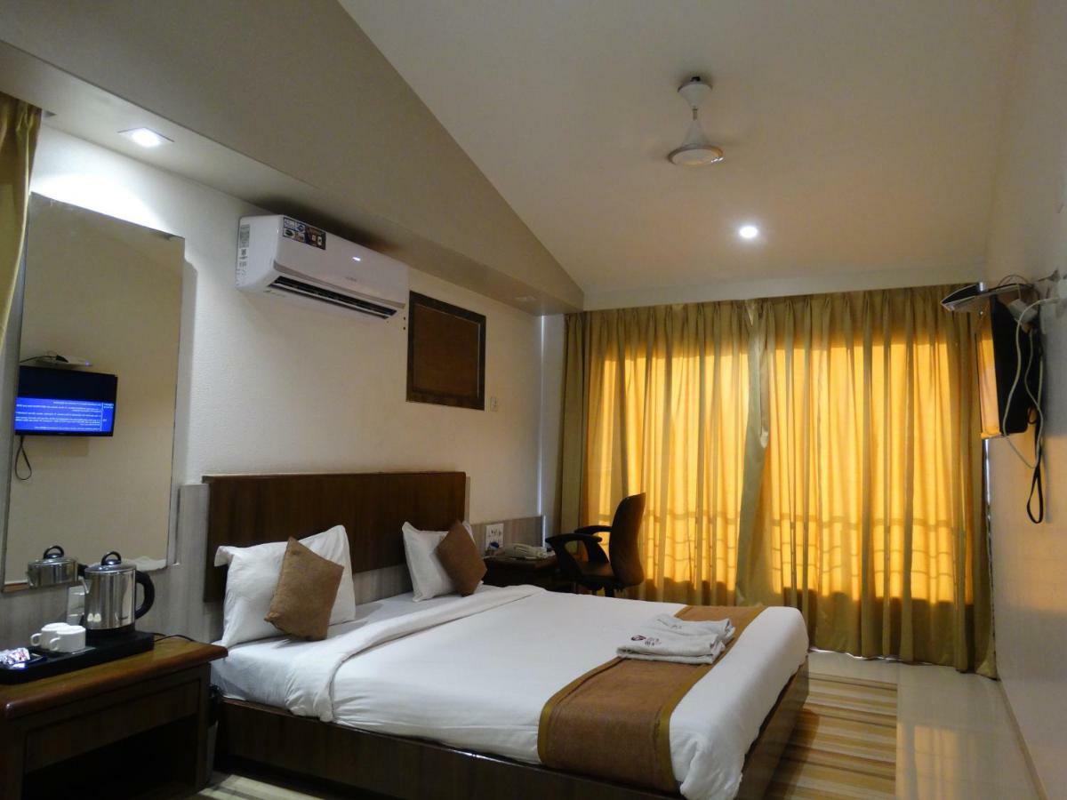 Abhishek Beach Resort And Spa Ganpatipule Eksteriør billede