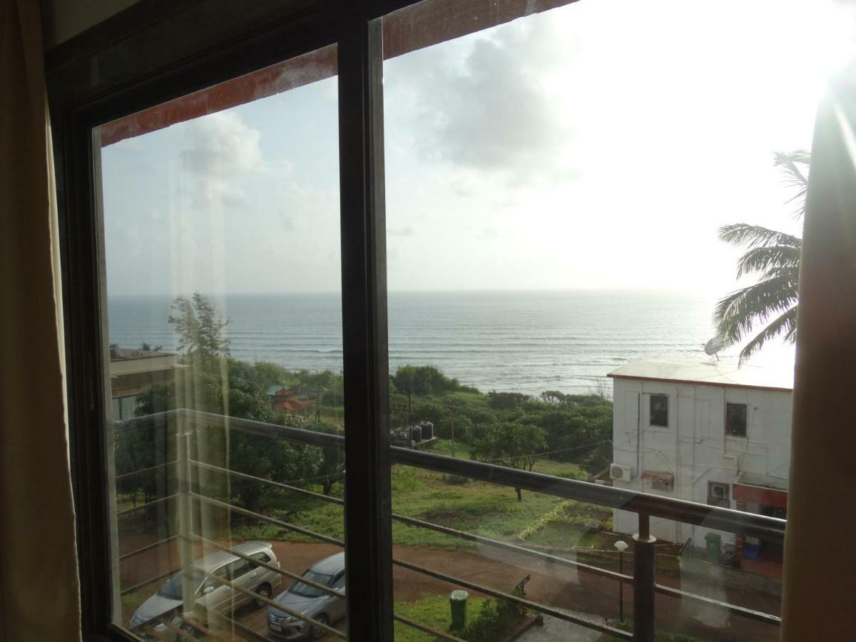 Abhishek Beach Resort And Spa Ganpatipule Eksteriør billede
